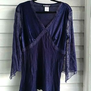 Pyramid collection blue velvet top